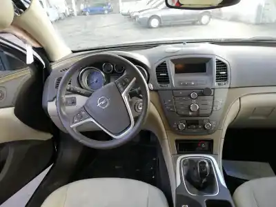 Veículo de Sucata opel insignia a sedán (g09) 2.0 cdti (69) do ano 2011 alimentado a20dth