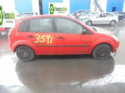 Veículo de Sucata ford fiesta (cbk) 1.4 tdci cat do ano 2002 alimentado f6ja