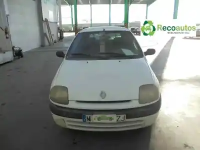 Scrapping Vehicle renault clio ii fase i (b/cbo) 1.9 d alize of the year 2000 powered f8q k6