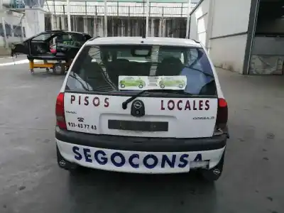 Vehículo de desguace opel corsa b 1.7 diesel del año 1999 con motor x 17 d (4ee1)