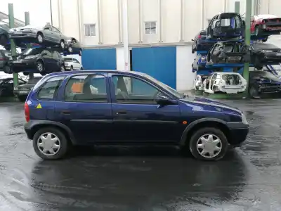 Sloopvoertuig opel corsa b * van het jaar 1997 aangedreven g-x14sz