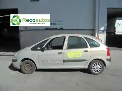 Vehicul casat CITROEN XSARA PICASSO 1.6 HDi SX al anului 2007 alimentat 9HZ