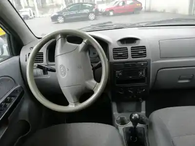 Veículo de Sucata kia rio i fastback (dc) 1.3 do ano 2004 alimentado a3d