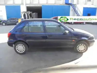 Veicolo di demolizione ford fiesta berlina 1.3 cat dell'anno 1997 alimentato j4c