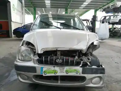 Vehicul casat hyundai atos (mx) gls al anului 2000 alimentat g4hc