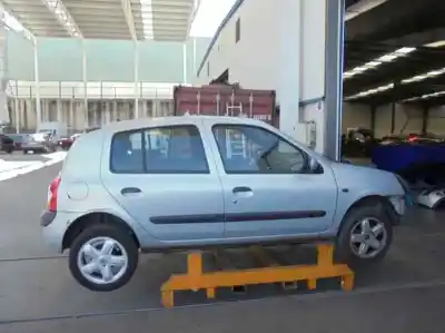 Здавання транспортного засобу renault clio ii fase ii (b/cb0) 1.2 16v року 2002 потужний d4f b7