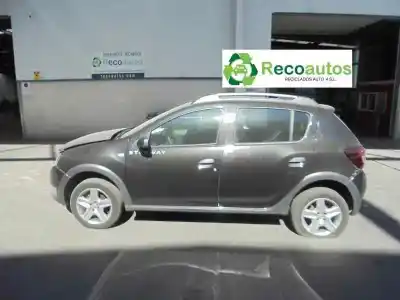 Véhicule à la ferraille dacia sandero ii 1.5 dci de l'année 2013 alimenté k9kc612