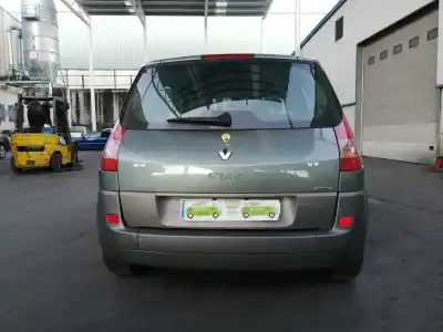 Здавання транспортного засобу renault scenic 2 2.0i 16v 135ch manual року 2003 потужний f4r1771