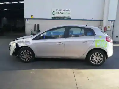 Veicolo di demolizione FIAT BRAVO II (198_) 1.4 (198AXA1B) dell'anno 2007 alimentato 192B2000