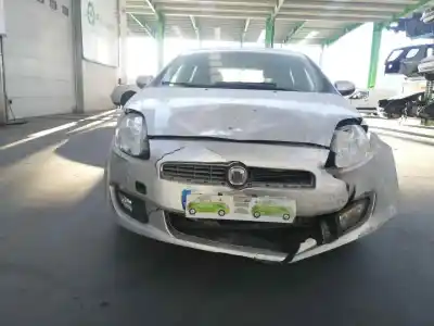 Veicolo di demolizione fiat bravo ii (198_) 1.4 (198axa1b) dell'anno 2007 alimentato 192b2000