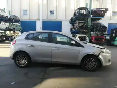 Veicolo di demolizione fiat bravo ii (198_) 1.4 (198axa1b) dell'anno 2007 alimentato 192b2000