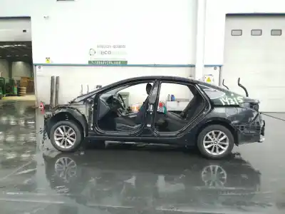 Veículo de Sucata HYUNDAI I40 1.7 CRDi CAT do ano 2017 alimentado D4FD