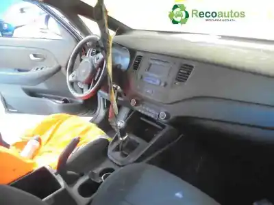 Veículo de Sucata kia carens iv 1.6 gdi do ano 2018 alimentado g4fd