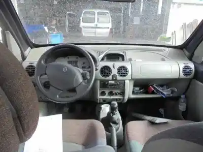 Veicolo di demolizione renault kangoo (f/kc0) authentique 4x4 dell'anno 2001 alimentato k4m a7