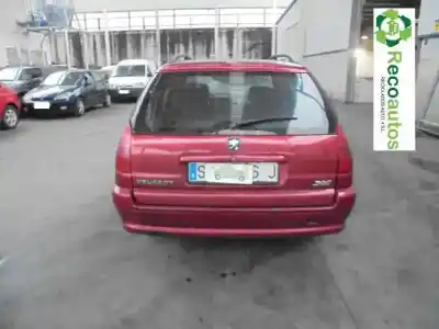 Sloopvoertuig peugeot 306 break 1.9 diesel van het jaar 2000 aangedreven wjz