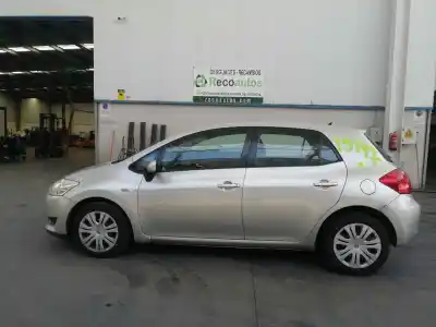 Здавання транспортного засобу TOYOTA AURIS Luna+ року 2008 потужний 1NDTV