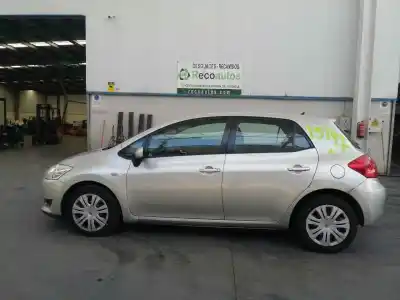 Vehículo de desguace TOYOTA AURIS Luna+ del año 2007 con motor 1NDTV