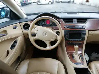 Здавання транспортного засобу mercedes-benz clase cls (w219) 3.5 v6 cat року 2005 потужний 272964