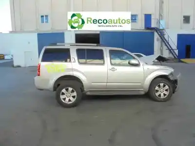 Vehículo de desguace NISSAN PATHFINDER (R51) 2.5 dCi Diesel CAT del año 2005 con motor YD25D