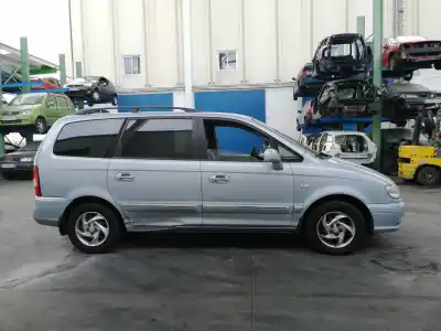 Sloopvoertuig hyundai trajet (fo) 2.0 crdi gls van het jaar 2005 aangedreven d4ea