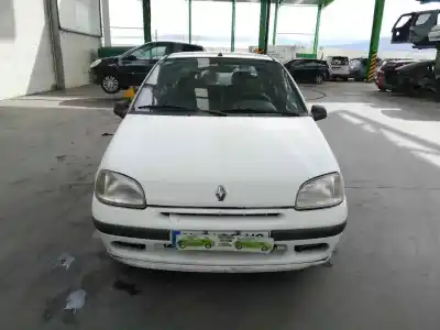 Véhicule à la ferraille renault clio i fase i+ii (b/c57) 1.9 diesel de l'année 1997 alimenté f8q