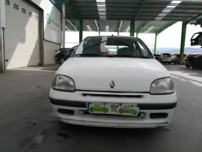 Véhicule à la ferraille renault clio i fase i+ii (b/c57) 1.9 diesel de l'année 1997 alimenté f8q