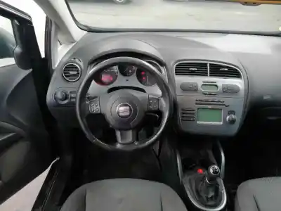 Veículo de Sucata seat altea xl (5p5, 5p8) 1.9 tdi do ano 2008 alimentado bxe