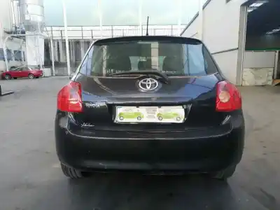 Здавання транспортного засобу toyota auris (_e15_) 1.4 d-4d (nde150_) року 2009 потужний 1nd