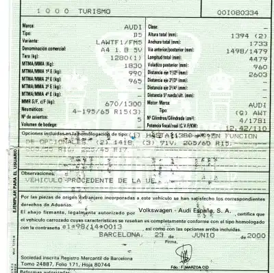 Veicolo di demolizione audi a4 berlina (b5) 1.8 t dell'anno 2000 alimentato awt