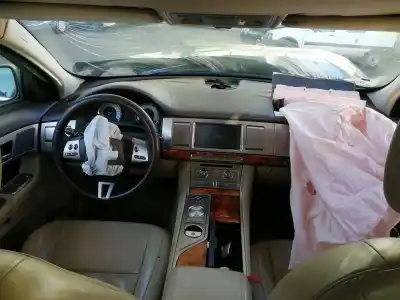 Здавання транспортного засобу jaguar xf 2.7 v6 diesel cat року 2008 потужний 7g