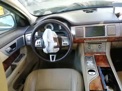 Здавання транспортного засобу jaguar xf 2.7 v6 diesel cat року 2008 потужний 7g