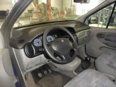 Scrapping Vehicle renault                                            scenic rx4 (ja0)                                                                                                                                                                                                                                           1.9 dci salomon of the year 2000 powered f9q k7