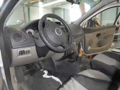 Veículo de Sucata renault clio iii expression do ano 2007 alimentado k9k t7