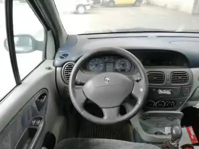 Veículo de Sucata renault scenic (ja..) 1.9 dti diesel cat do ano 2000 alimentado f9q a7
