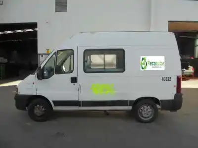 Vehículo de desguace FIAT DUCATO CAJA CERRADA (DESDE 03.94) D 2.  Batalla 3200 del año 2006 con motor RHV