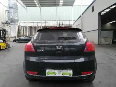Veículo de Sucata kia cee´d 1.4 cat do ano 2011 alimentado g4fa