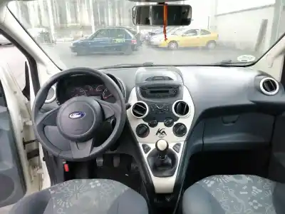 Veicolo di demolizione ford ka (ru8) 1.2 dell'anno 2015 alimentato 169a4000