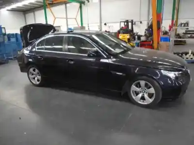 Véhicule à la ferraille BMW SERIE 5 BERLINA (E60) 530d de l'année 2006 alimenté 306D3