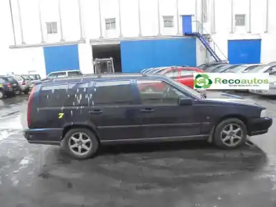 Здавання транспортного засобу volvo v70 familiar 2.4 / 2.5 (103kw / 106kw) року 1997 потужний d5252t