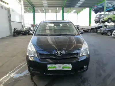 Veículo de Sucata toyota corolla verso (r1) 2.2 d-4d sport do ano 2006 alimentado 2adfhv