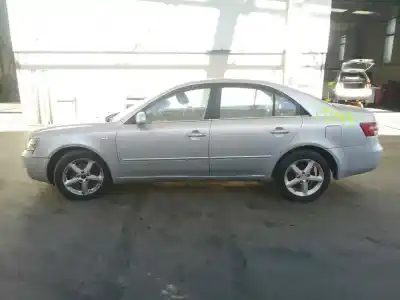 Veículo de Sucata HYUNDAI SONATA (NF) 2.0 CRDI Comfort I do ano 2007 alimentado D4EA