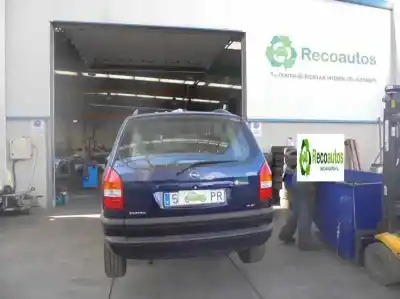 Veículo de Sucata opel zafira a 1.6 16v do ano 2001 alimentado z16xe