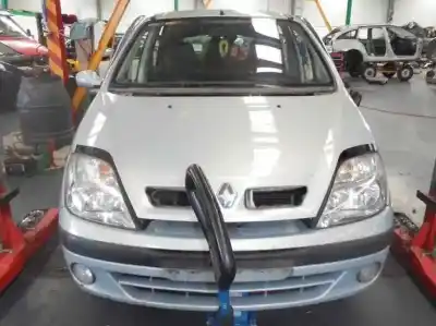 Scrapping Vehicle renault scenic (ja..) 1.6 16v authentique (ja0b/11) of the year 2001 powered k4m a7