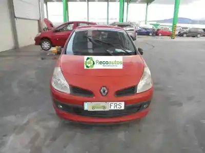 Veículo de Sucata renault clio iii 1.5 dci diesel do ano 2007 alimentado d/k9k m7