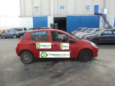 Veículo de Sucata renault clio iii 1.5 dci diesel do ano 2007 alimentado d/k9k m7