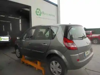 Hurda Aracı RENAULT SCÉNIC II (JM0/1_) 1.9 DCI (JM0G, JM12, JM1G, JM2C) Yılın 2003 güçlü F9QD8