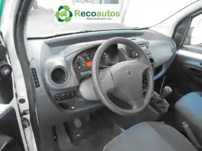 Veicolo di demolizione peugeot bipper 1.4 hdi dell'anno 2008 alimentato 8hs