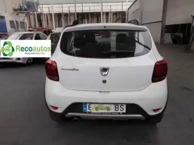 Veículo de Sucata dacia sandero 0.9 tce cat do ano 2017 alimentado h4bb4