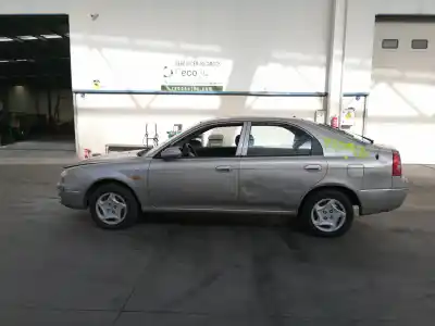 Veicolo di demolizione KIA SHUMA 1.5 CAT dell'anno 2000 alimentato BF