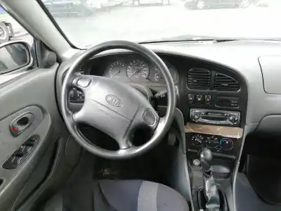 Veicolo di demolizione kia shuma 1.5 cat dell'anno 2000 alimentato bf